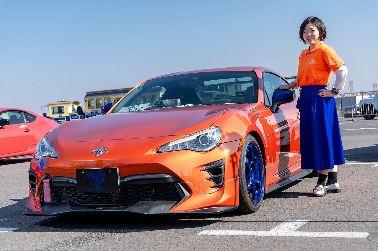 ハチ子さん「トヨタ 86」（写真：三木 宏章）