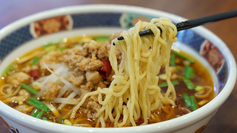 名古屋の｢大陸系中華｣が東京に出店する理由 辛さよりも肉の旨みが際立つ｢台湾ラーメン｣ | 外食 | 東洋経済オンライン