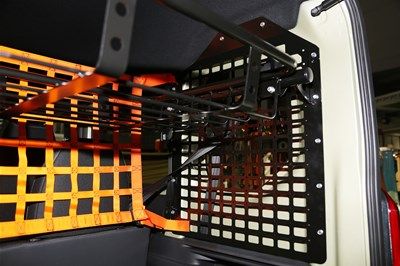 ハードカーゴのアイテムを装着したホンダ「N-VAN」（筆者撮影）