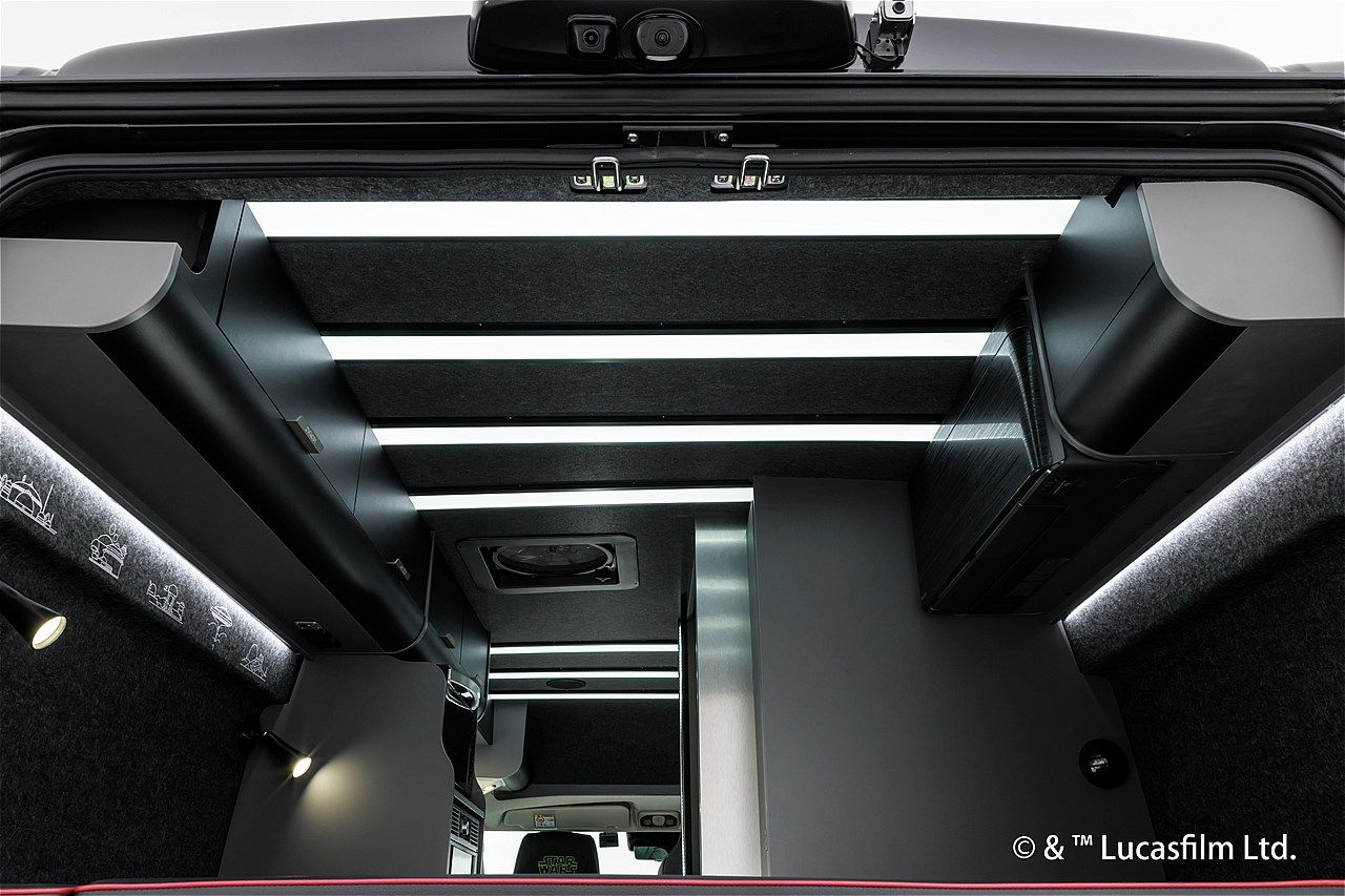 スター・ウォーズの世界観が広がるトイファクトリーのキャンピングカー「ダビンチ6.0＜スター・ウォーズ＞エディション」（写真：トイファクトリー）