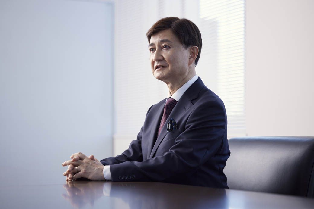 AOKIホールディングス代表取締役社長田村春生氏。2022年12月、同役職に就任（写真：AOKI-HD）