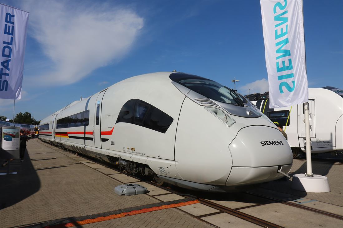 シーメンスのエジプト向け高速列車「ヴェラロ」（撮影：橋爪智之）