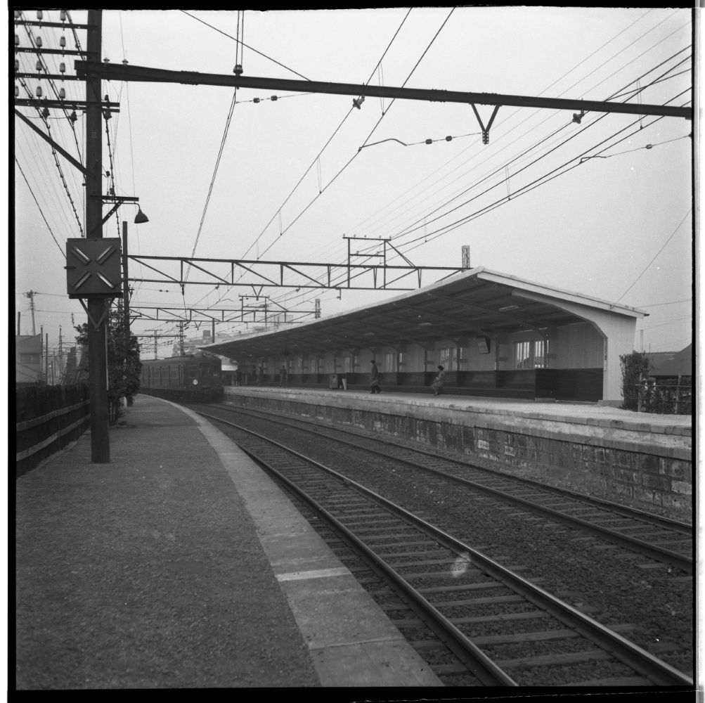 下板橋ホームの上屋改築工事完成当時＝1956年12月（写真：東武博物館）