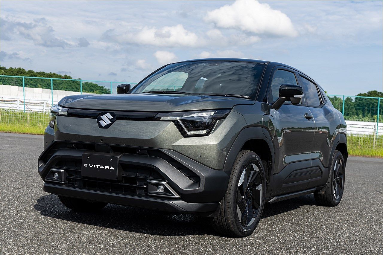 スズキの新型「eビターラ プロトタイプ」（写真：三木 宏章）