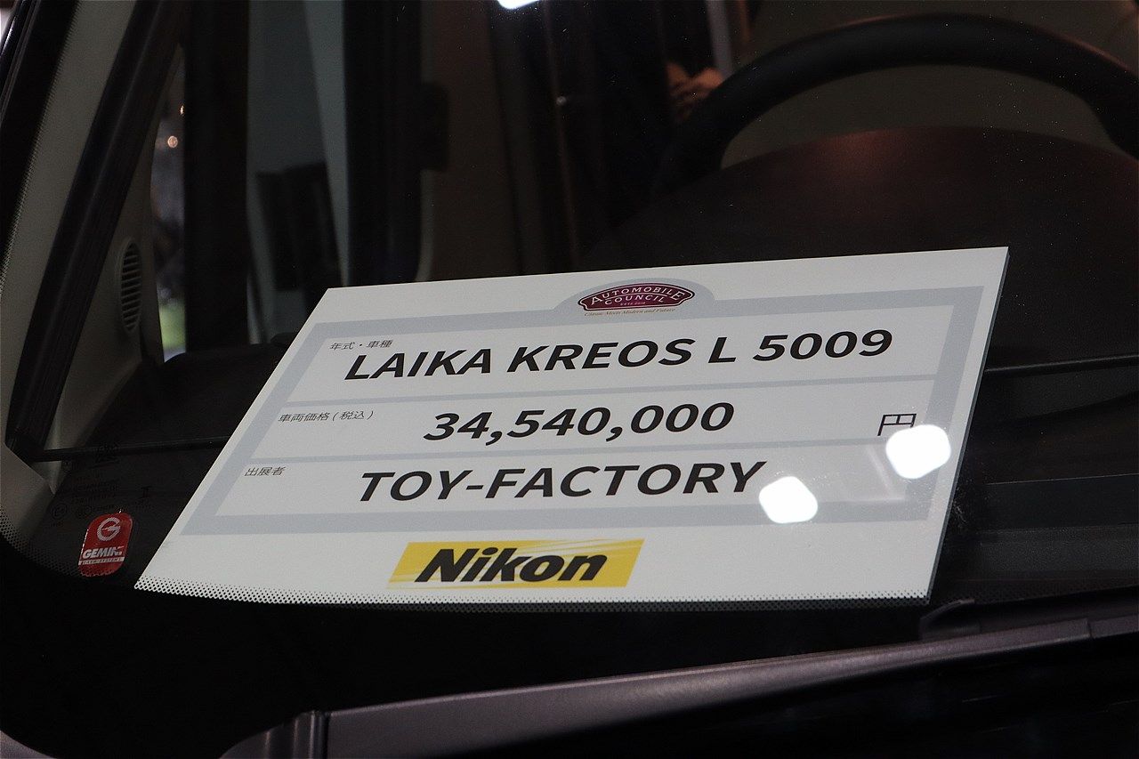 ライカの超高級キャンピングカー「クレオスL5009」（筆者撮影）