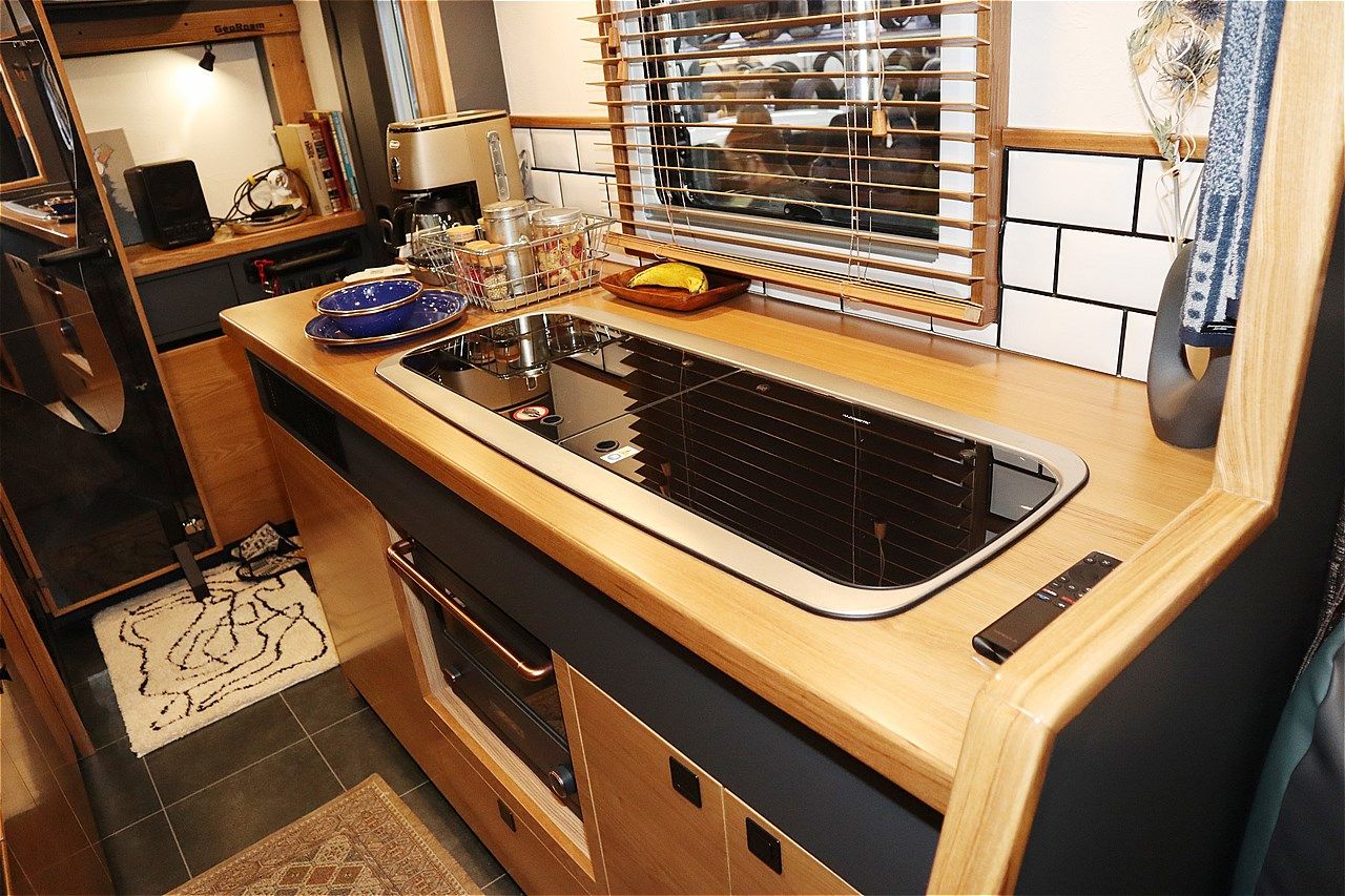 NTBの新作キャンピングカー「ジオローム」（写真：筆者撮影）