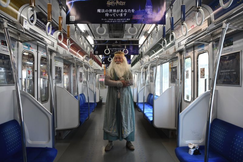 「バック・トゥ・ホグワーツ」特別イベントの列車内の様子（記者撮影）