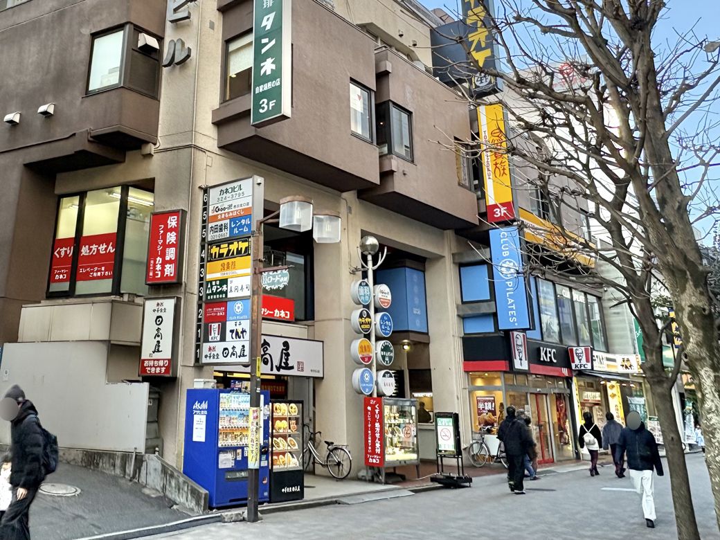 アイアイロードは、チェーン店も豊富だ（写真：筆者撮影）