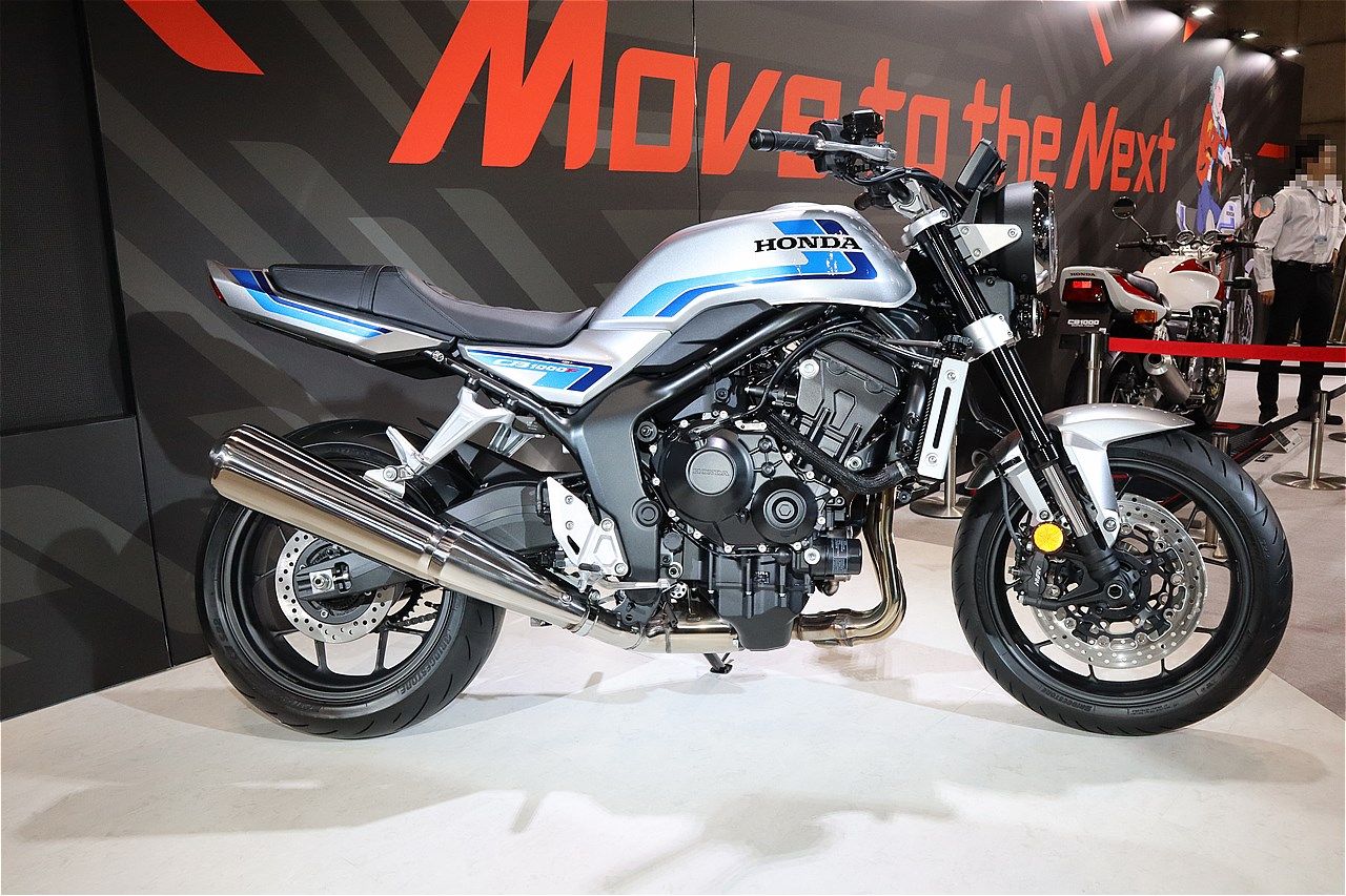 第52回 東京モーターサイクルショーに展示されたホンダ「CB1000Fコンセプト」(筆者撮影）