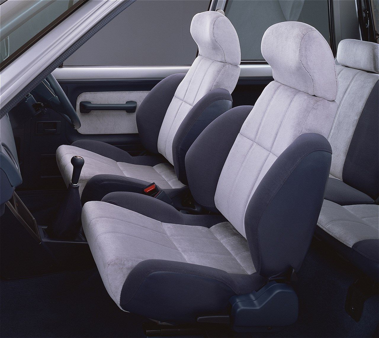 1983年発売のホンダ「シティ・ターボⅡ」（写真：本田技研工業）