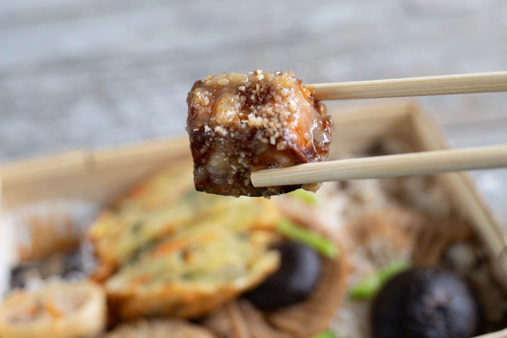 みそ田楽。麦みその香ばしい風味がたまらない（写真：筆者撮影）