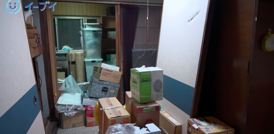 モノ屋敷