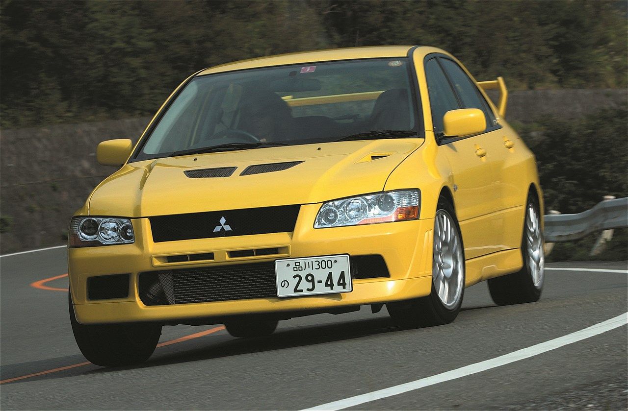 三菱「ランサーエボリューションⅦ」（写真：三菱自動車）