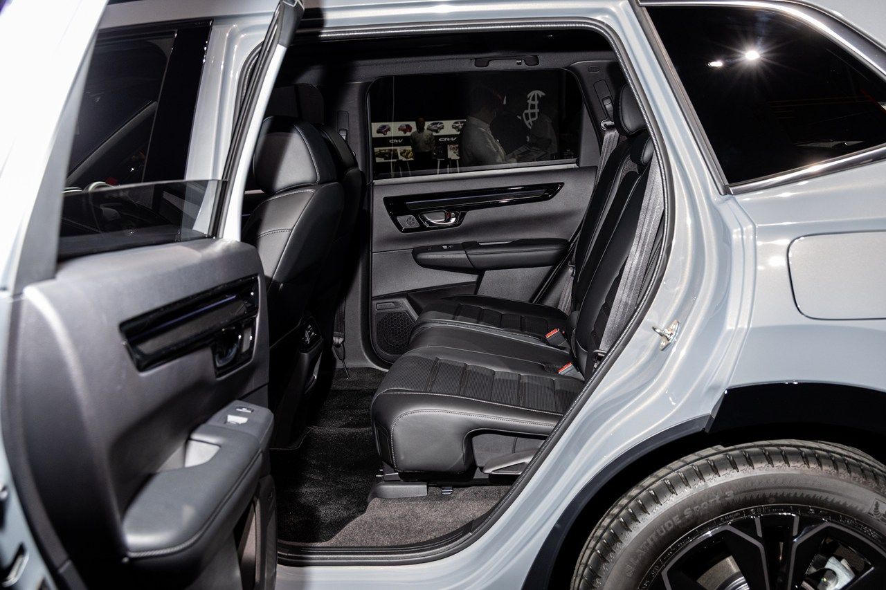 ホンダ新型「CR-V e:HEV」（写真：三木 宏章）