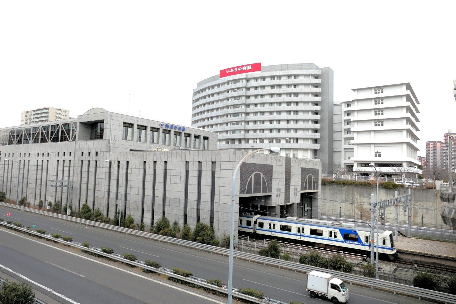 泉北高速鉄道時代の和泉中央駅＝2023年2月（記者撮影）