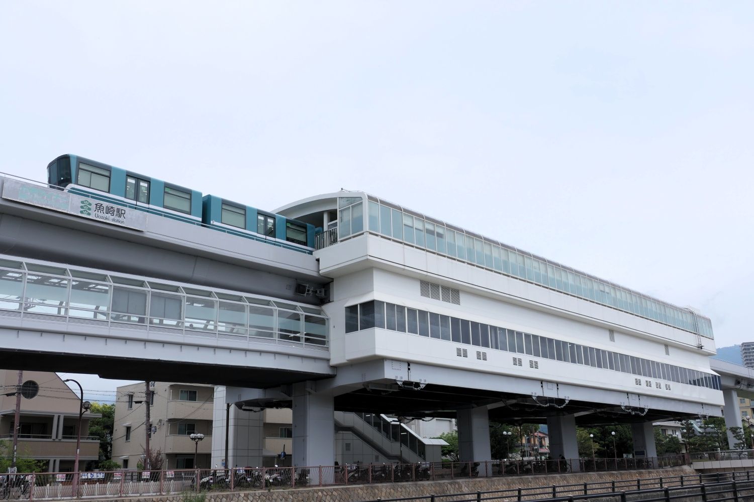 六甲ライナー　住吉―魚崎駅