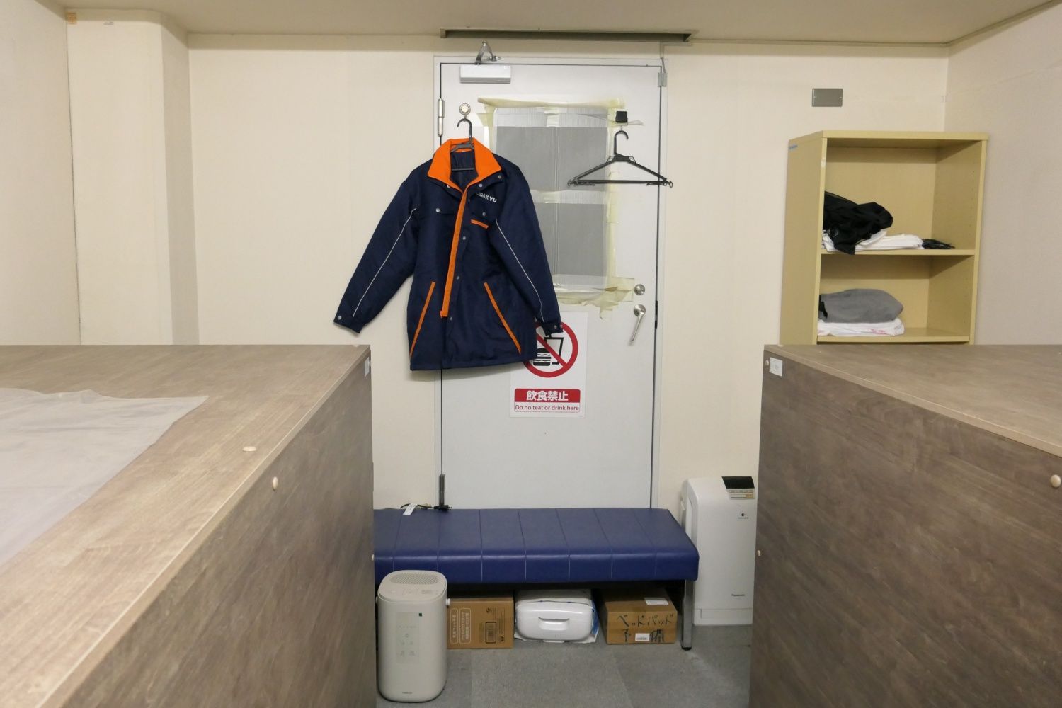 駅員用の寝室（記者撮影）
