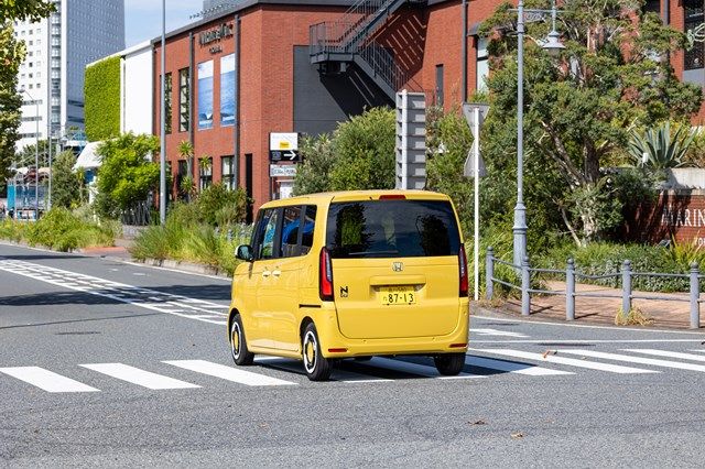 ホンダ新型「N-BOX」（写真：三木宏章）