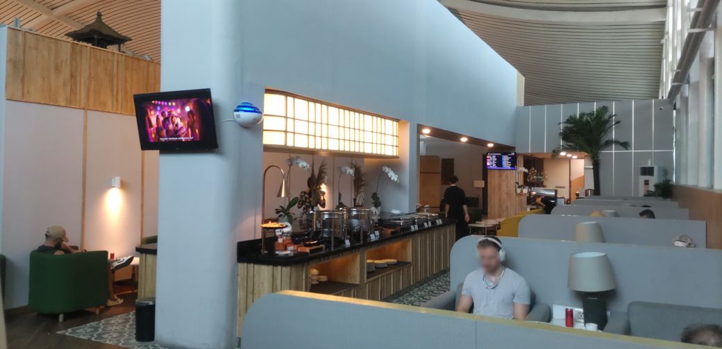 インドネシア・バリ島のラウンジ（筆者撮影）