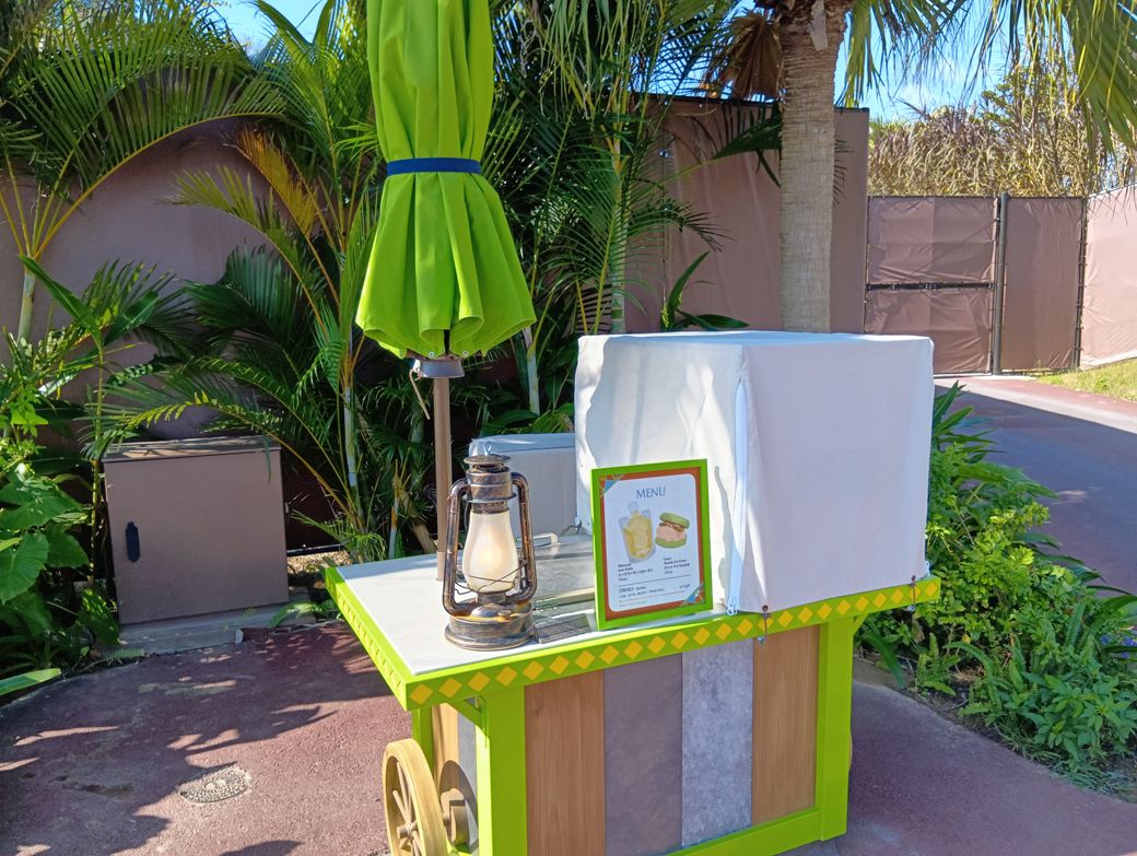 この店も閉まっとる⋯⋯（写真：筆者撮影）