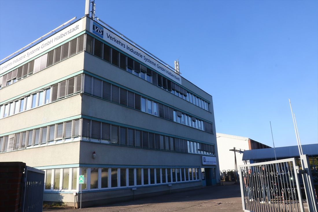 修復作業を行っているハルバーシュタットのVIS社工場（撮影：橋爪智之）