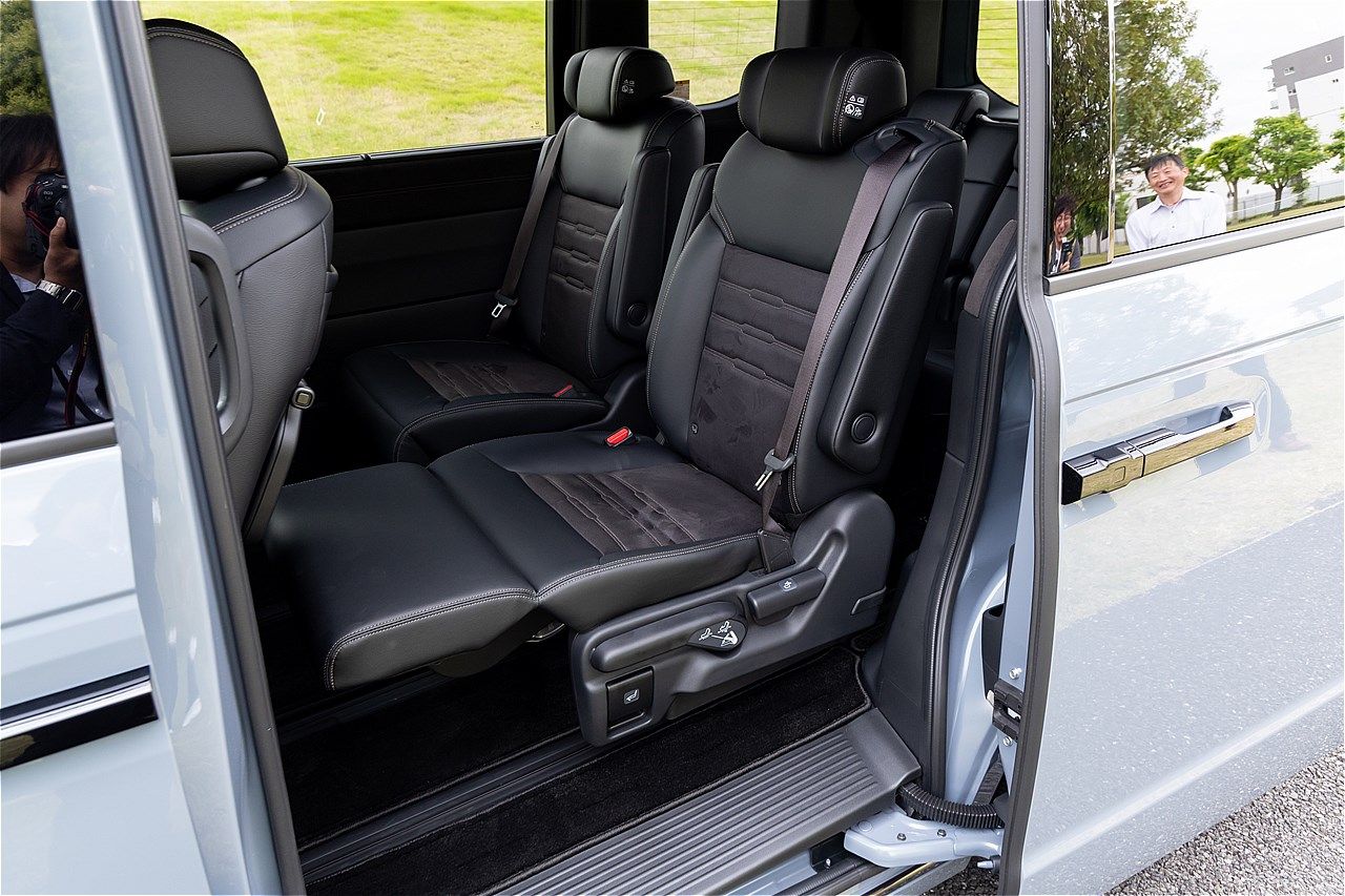 ホンダ「ステップワゴン e：HEV スパーダ  プレミアムライン ブラック エディション」（写真：三木 宏章）