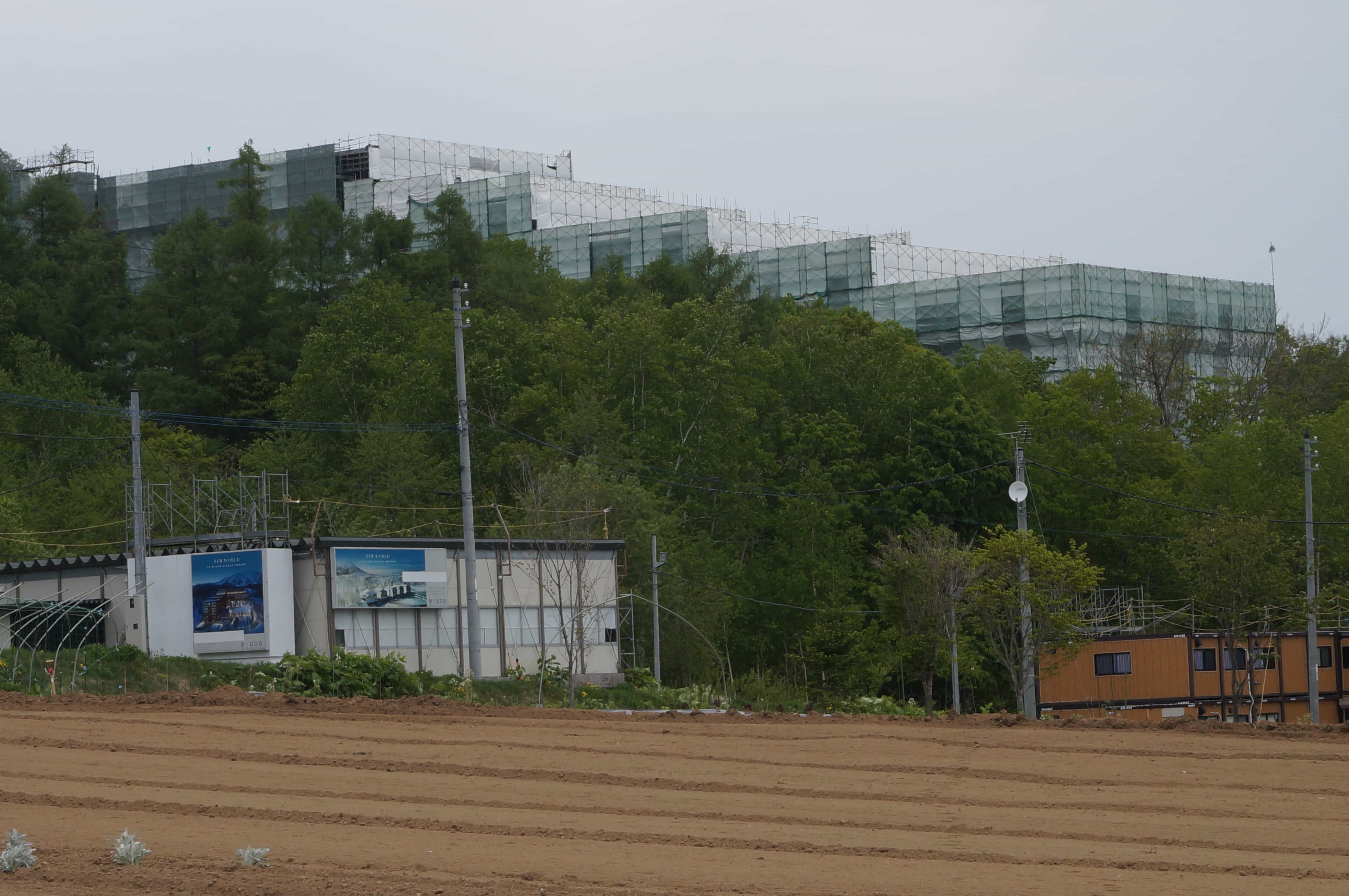 破産した東京の会社が建設していたホテル（写真：筆者撮影）