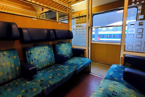 かつてはコンパートメント座席が多く快適だった（2022年 筆者撮影）