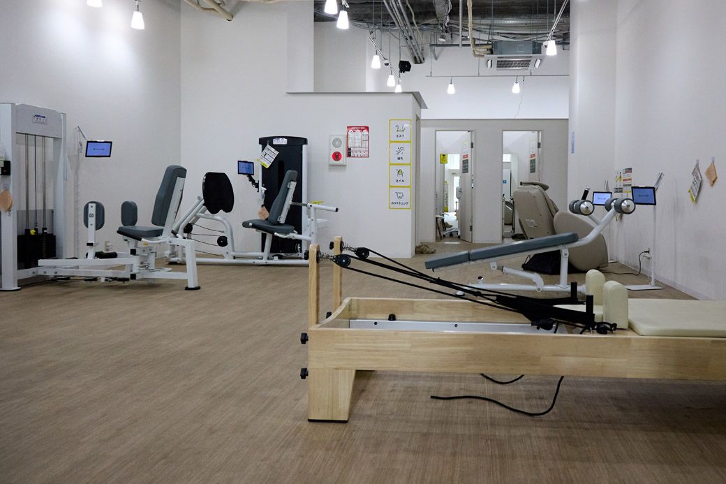 地方によく見られる店内の広さ（写真：筆者撮影）