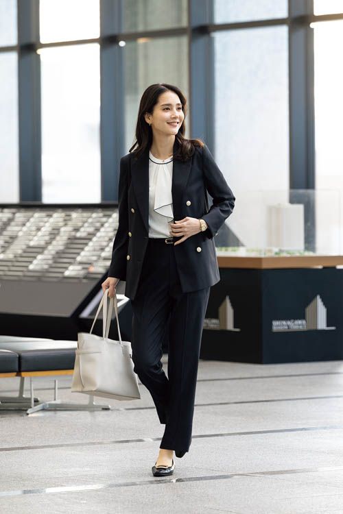 AOKI_商品（レディス）（写真：AOKI-HD）