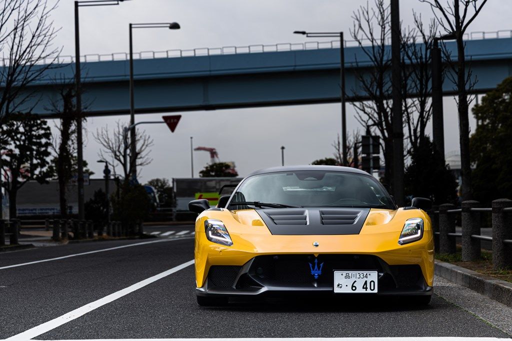 マセラティの最新モデル「GT2ストラダーレ」（写真：三木 宏章）