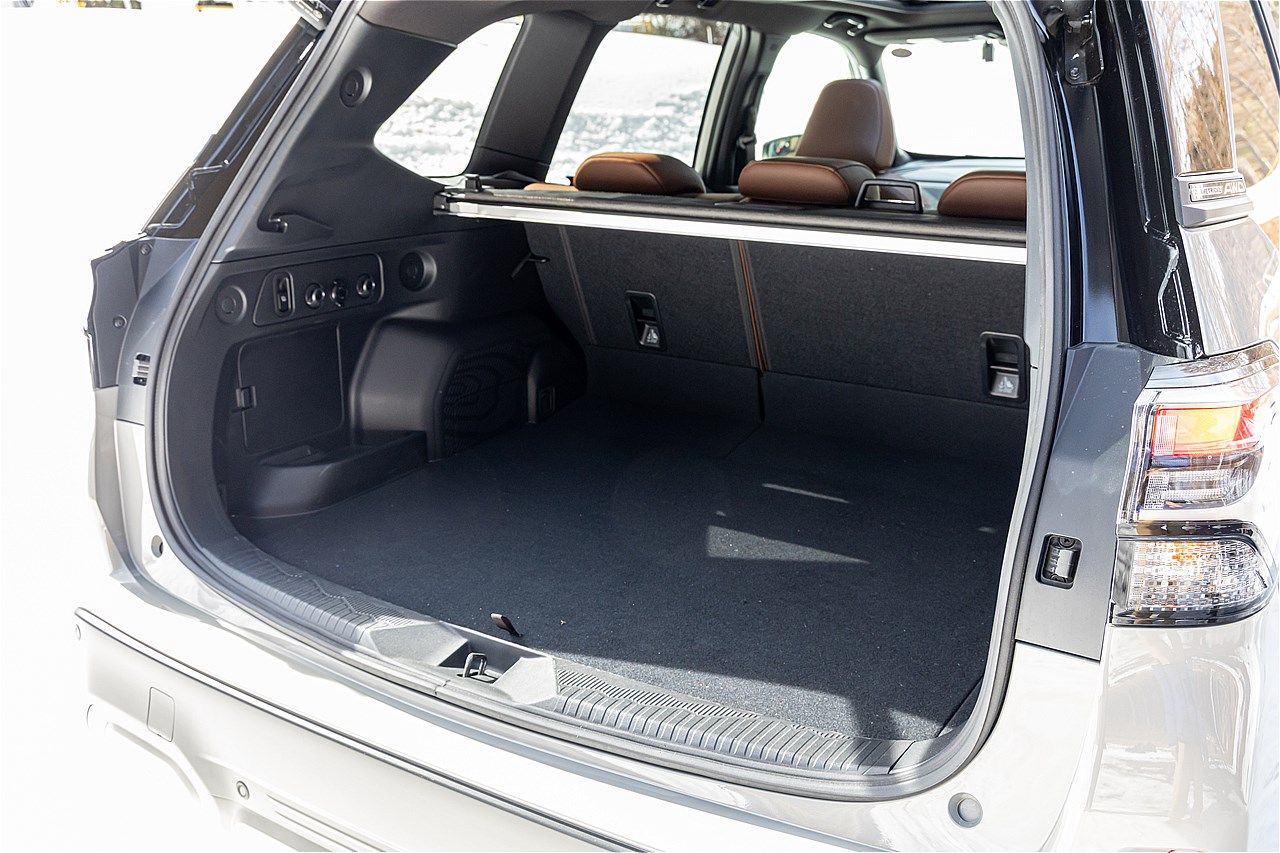 スバル「フォレスター」雪上試乗会の様子（写真：三木 宏章）