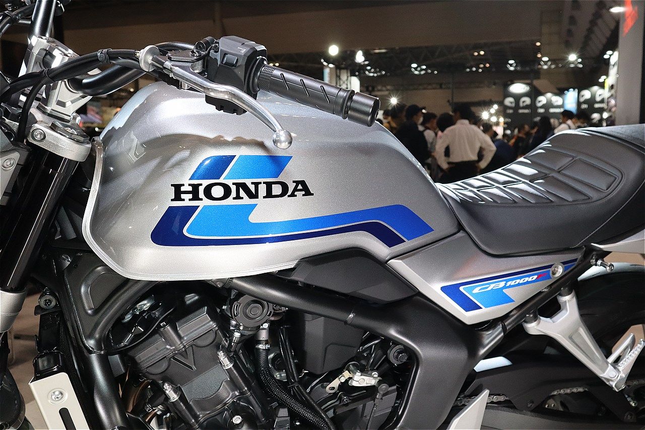第52回 東京モーターサイクルショーに展示されたホンダ「CB1000Fコンセプト」(筆者撮影）