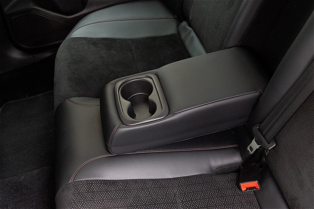 タイで試乗したホンダ「シビック e:HEV RS」（写真：筆者撮影）