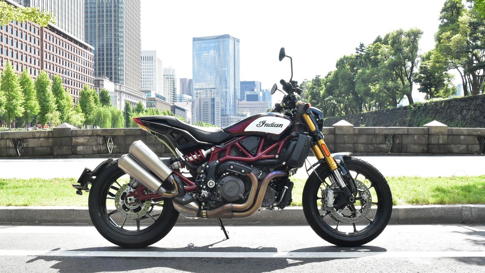 常勝バイク｢インディアン｣最新モデルの深み ｢FTR1200S｣レースレプリカモデルに試乗！ | 2輪車 | 東洋経済オンライン