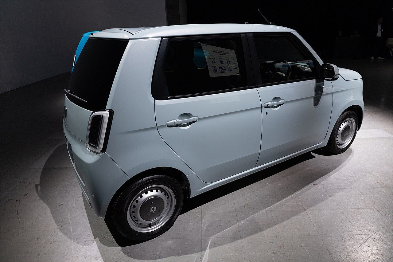 ホンダの新型軽自動車EV「N-ONE e:」（写真：三木 宏章）