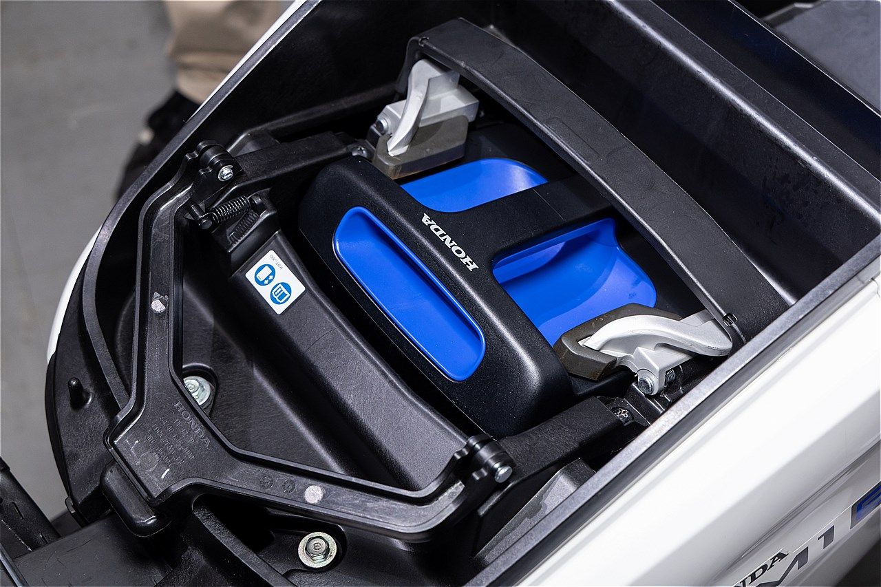 原付一種のホンダ「EM1 e: 」（写真：三木 宏章）