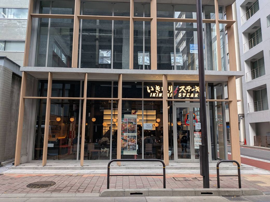神田駅から徒歩5分ほどの場所に2025年12月24日オープン（写真：筆者撮影）