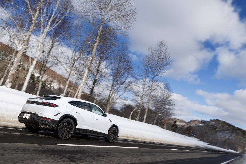 ランボルギーニ「ウルスSE」（写真：Lamborghini）
