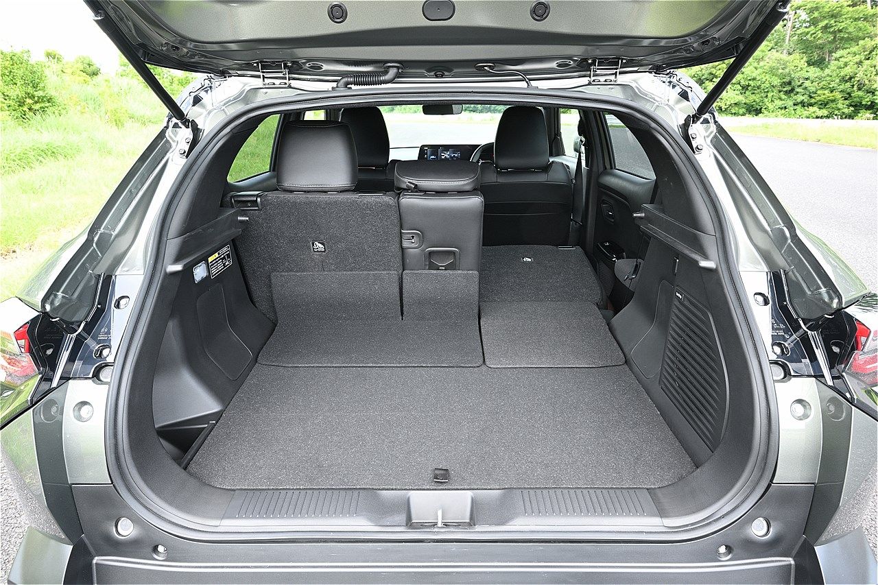 スズキの新型「eビターラ プロトタイプ」（写真：スズキ）