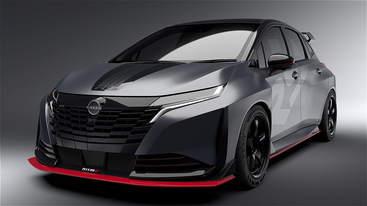 東京オートサロン2026で公開された日産「オーラNISMO RSコンセプト」（写真：日産自動車）