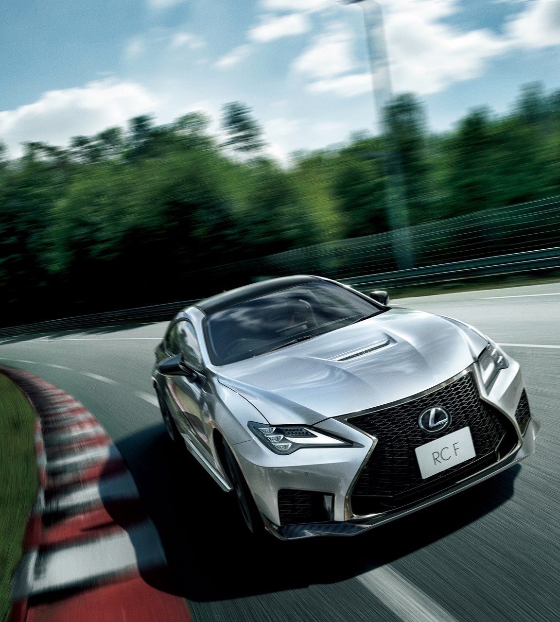 レクサスRC F“Final Edition”（写真：トヨタ自動車）