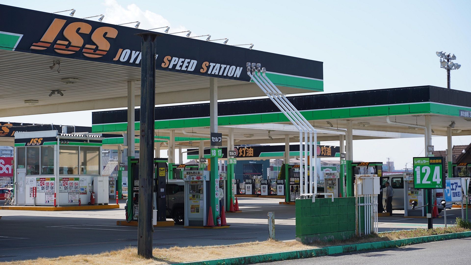 格安のガソリンスタンドが消えていく事情 ジョイフル本田が給油事業を出光興産に譲渡 | 資源・エネルギー | 東洋経済オンライン