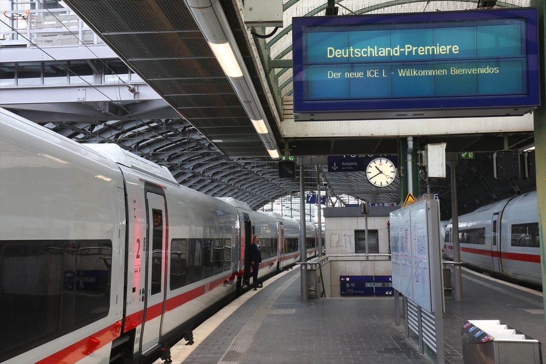 発表会はベルリン東駅7番線を閉鎖して行われた（撮影：橋爪智之）