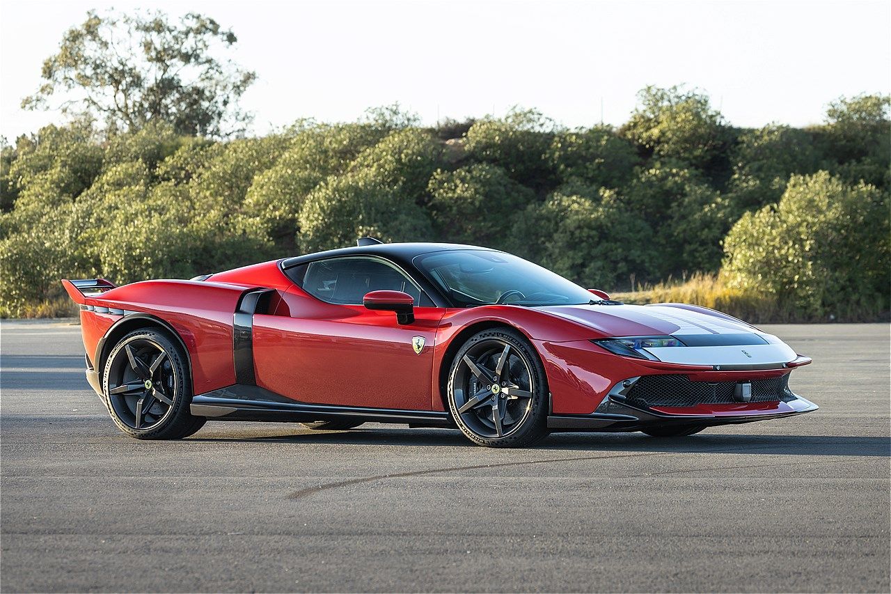 フェラーリの新型車「849テスタロッサ」（写真：Ferrari Japan）