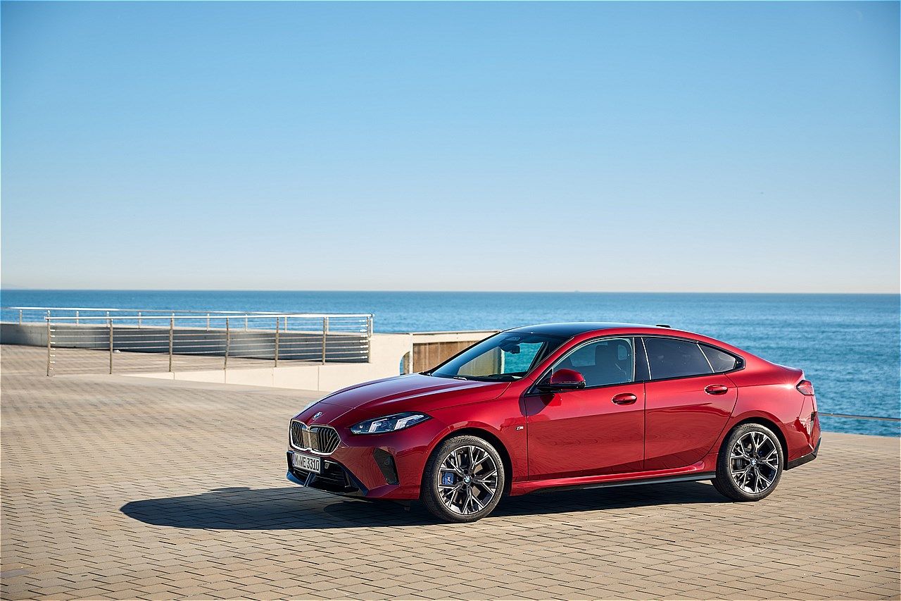 BMWの新型「2シリーズ グランクーペ」（写真：BMW）