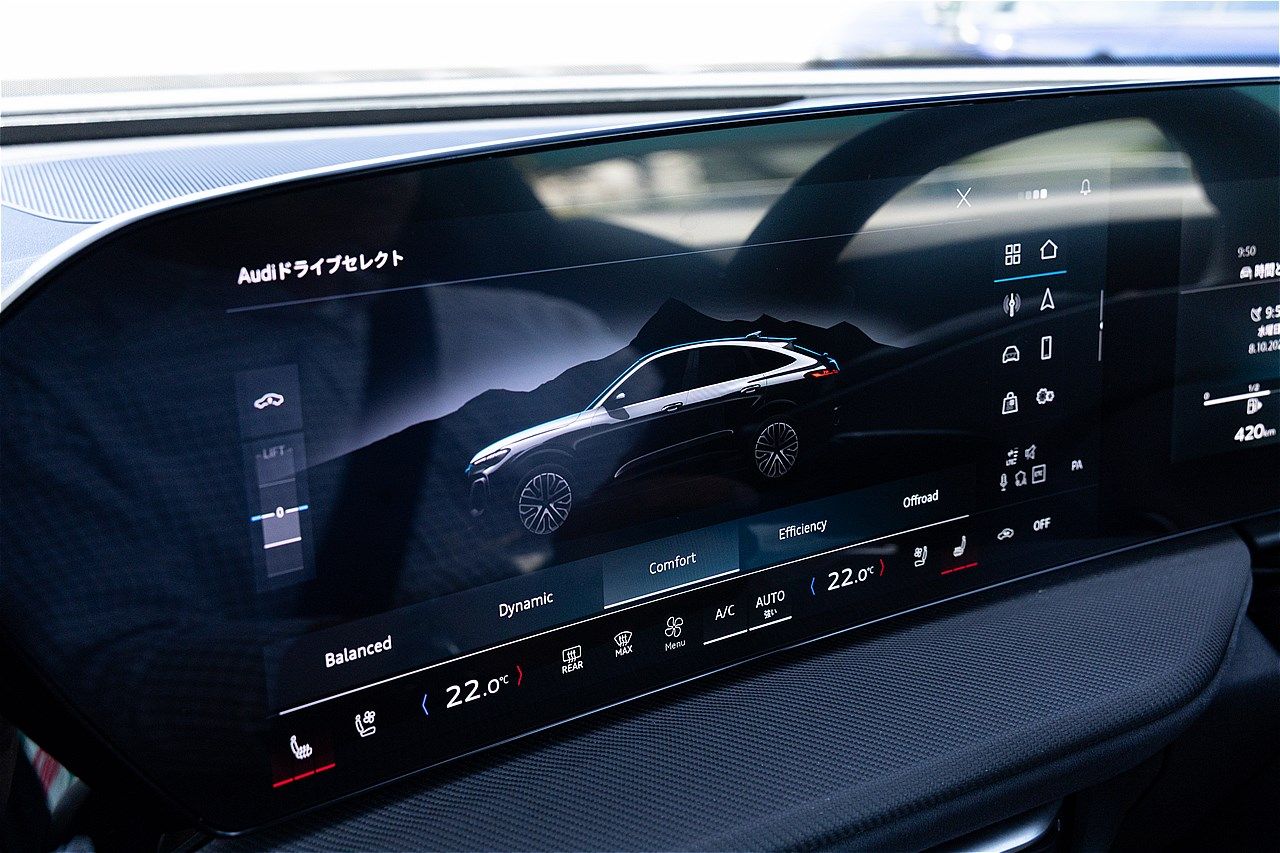 アウディの新型「SQ5スポーツバック」（写真：三木 宏章）