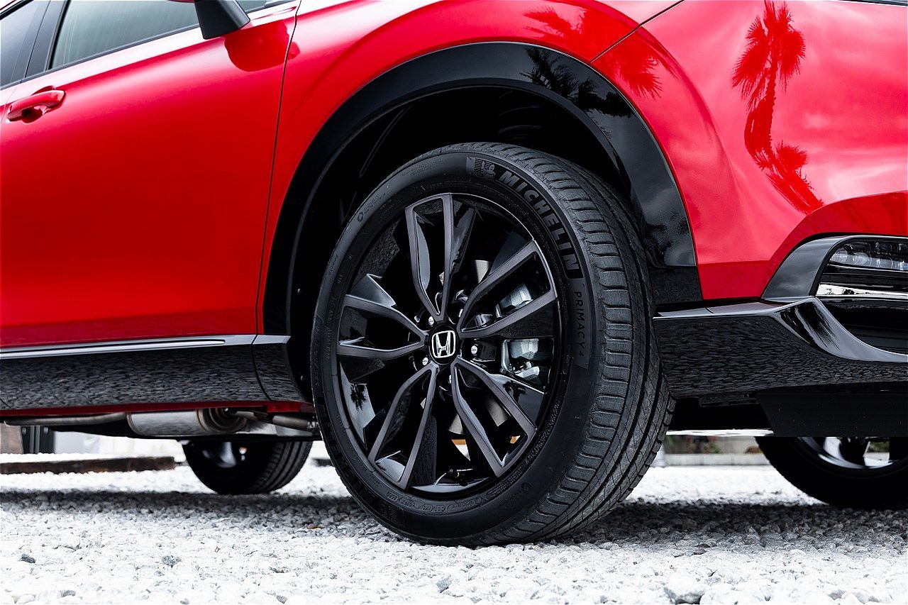 新グレード追加、ホンダ「ヴェゼル e:HEV RS」（写真：三木 宏章）