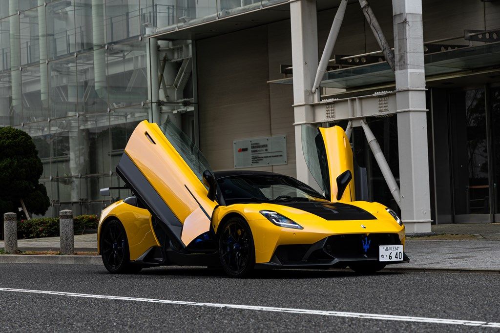 マセラティの最新モデル「GT2ストラダーレ」（写真：三木 宏章）