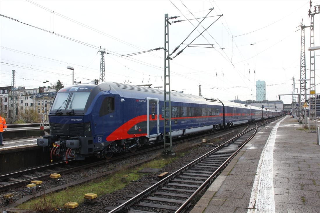 オーストリア鉄道の新型「ナイトジェット」。中古車が枯渇する中、新型車導入を検討する会社も多い（撮影：橋爪智之）